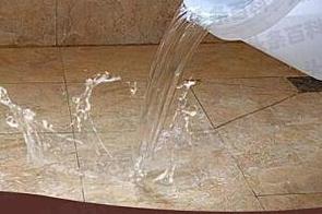 江口漏水维修 免砸砖防水材料该如何施工